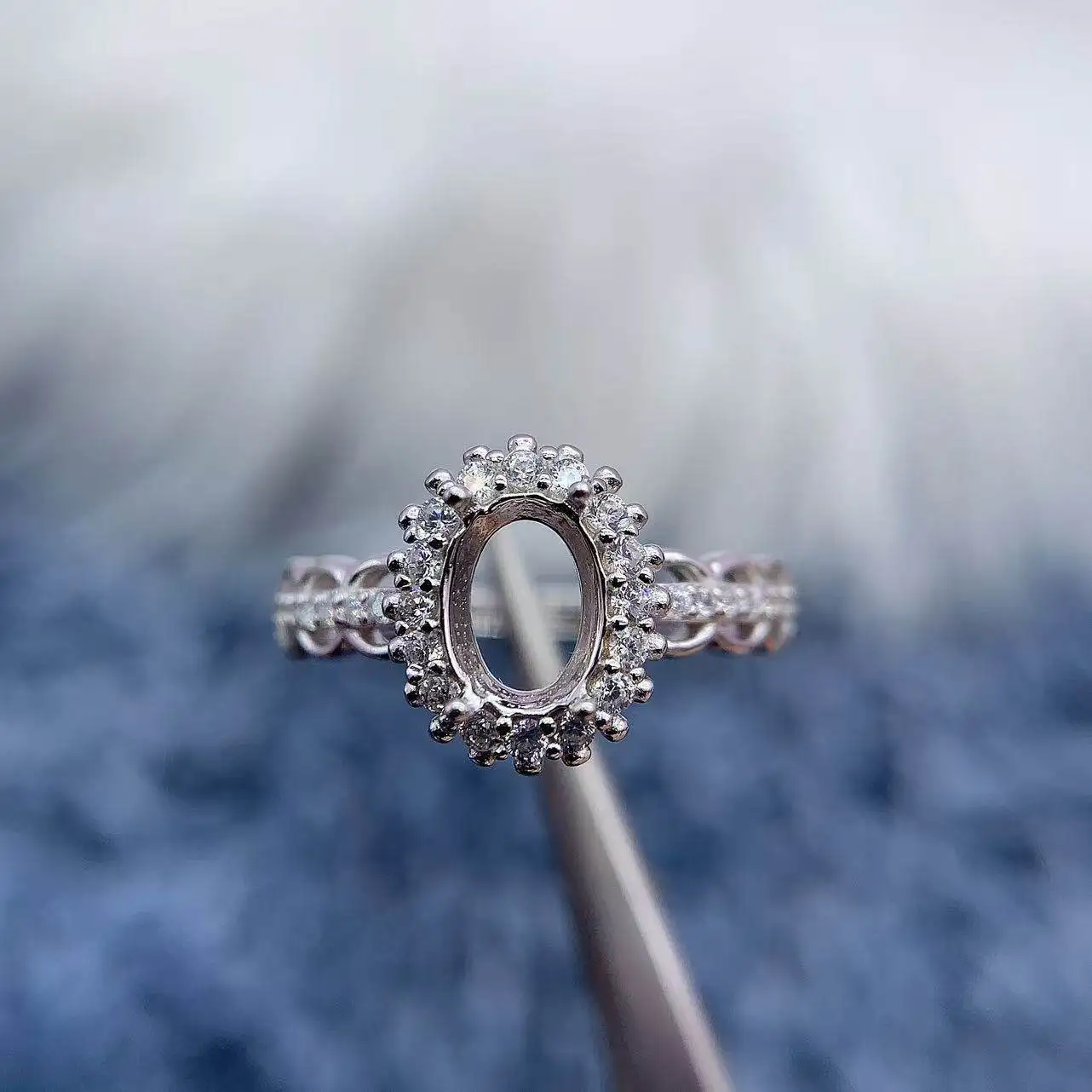 MeiBaPJ Inlay Oval 5*7mm S925 Sterling Silver DIY Ring Setting Women Light Luxury Niche Personality Fine Charm Jewelry Wholesale
MeiBaPJ Inlay Oval 5*7mm S925 Sterling Silver DIY Ring Setting Women Light Luxury Niche Personality Fine Charm Jewelry Wholesale