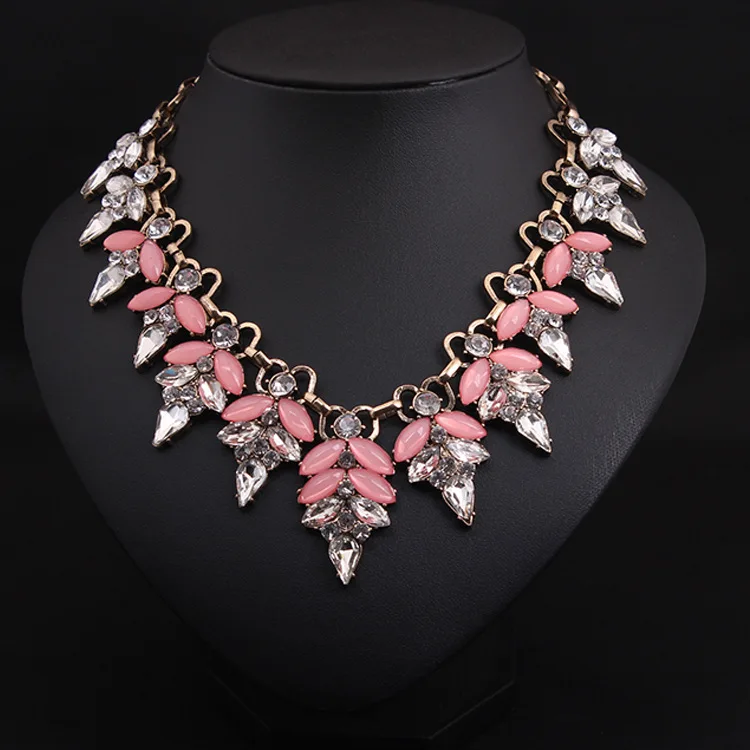 DIY accessories European and American big brands, pink gemstone crystal inlaid short collarbone necklace exaggerated retro women
DIY accessories European and American big brands, pink gemstone crystal inlaid short collarbone necklace exaggerated retro women
