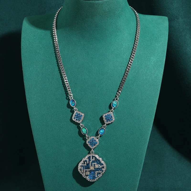 Hollow Vintage Blue White Rhinestone Square Pendent Necklace Chinese Style For Women 2026 New High Quality Evening Dress Jewelry
Hollow Vintage Blue White Rhinestone Square Pendent Necklace Chinese Style For Women 2026 New High Quality Evening Dress Jewelry
