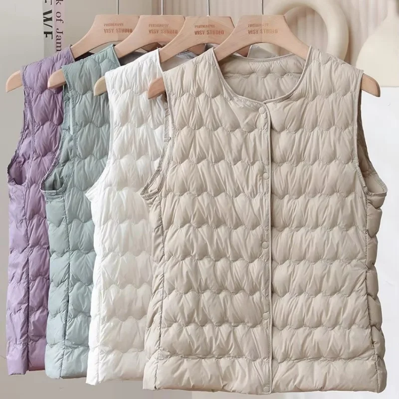 Autumn Winter Warm Down Waistcoat Jacket Women Ultra Light Thin White Duck Down Vest Coat Ladies Sleeveless Short Tank Parkas
Autumn Winter Warm Down Waistcoat Jacket Women Ultra Light Thin White Duck Down Vest Coat Ladies Sleeveless Short Tank Parkas