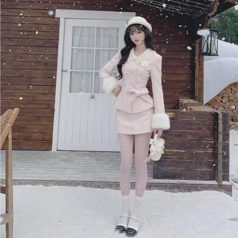 Легкая роскошная шерстяная куртка с бантом на талии и улучшенным смыслом, уменьшение возраста и тонкая юбка, два комплекта сексуального костюма
Легкая роскошная шерстяная куртка с бантом на талии и улучшенным смыслом, уменьшение возраста и тонкая юбка, два комплекта сексуального костюма