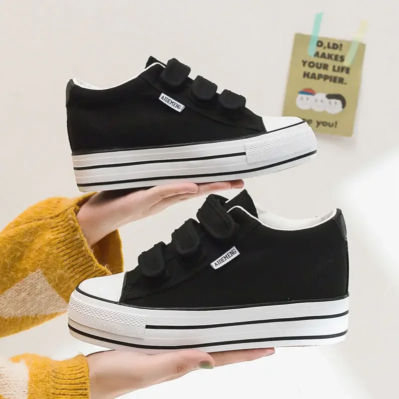 High On Platform Woman Footwear Canvas Shoes For Women Lace Up Round Toe With High Quality Walking Autumn Shoe New In Sale 2024
High On Platform Woman Footwear Canvas Shoes For Women Lace Up Round Toe With High Quality Walking Autumn Shoe New In Sale 2024