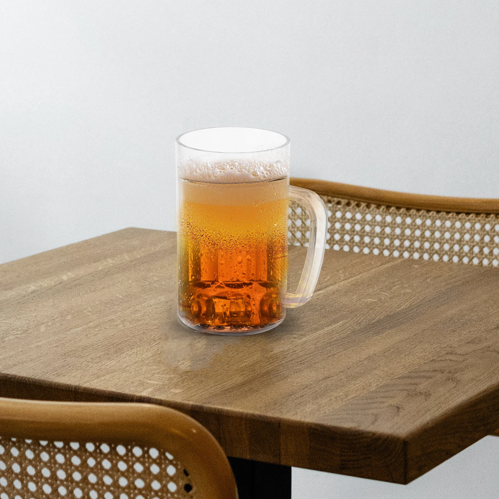 Transparent Beer 540ml Clear Water Cup with Handle Drop Resistant Water Cup Reusable Plastic Glass for Home Bar
Transparent Beer 540ml Clear Water Cup with Handle Drop Resistant Water Cup Reusable Plastic Glass for Home Bar