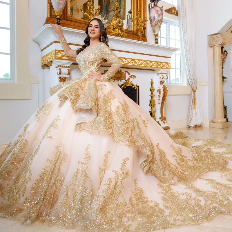 Блестящие платья Quinceanera цвета шампанского, 2024, аппликации с блестками, кружевной корсет с жемчугом, пышное бальное платье, вечерние платья для дня рождения, Vestidos
Блестящие платья Quinceanera цвета шампанского, 2024, аппликации с блестками, кружевной корсет с жемчугом, пышное бальное платье, вечерние платья для дня рождения, Vestidos