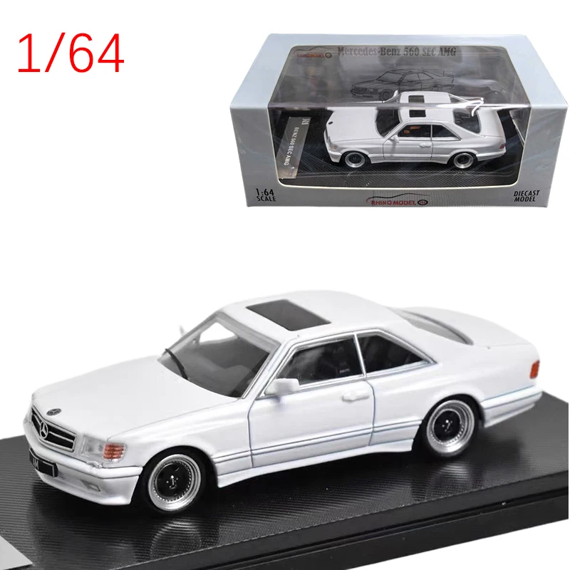 Diecast 1/64 Scale RM Model Car Benz 560SEC AMG Alloy Car Model Benz Play Vehicles Toys for Boys Original Box
Diecast 1/64 Scale RM Model Car Benz 560SEC AMG Alloy Car Model Benz Play Vehicles Toys for Boys Original Box