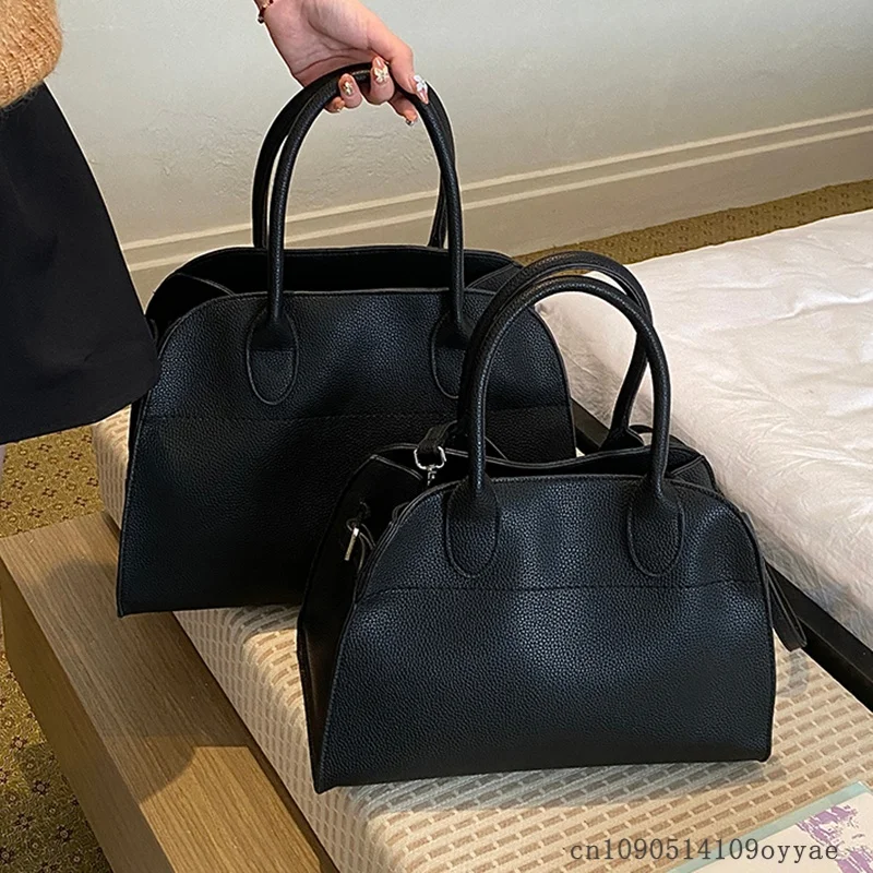 High-end Light Luxury Women's Handbags 2026 New Large-capacity Niche Designer Shoulder bag Fashionable Versatile Crossbody Bags
High-end Light Luxury Women's Handbags 2026 New Large-capacity Niche Designer Shoulder bag Fashionable Versatile Crossbody Bags
