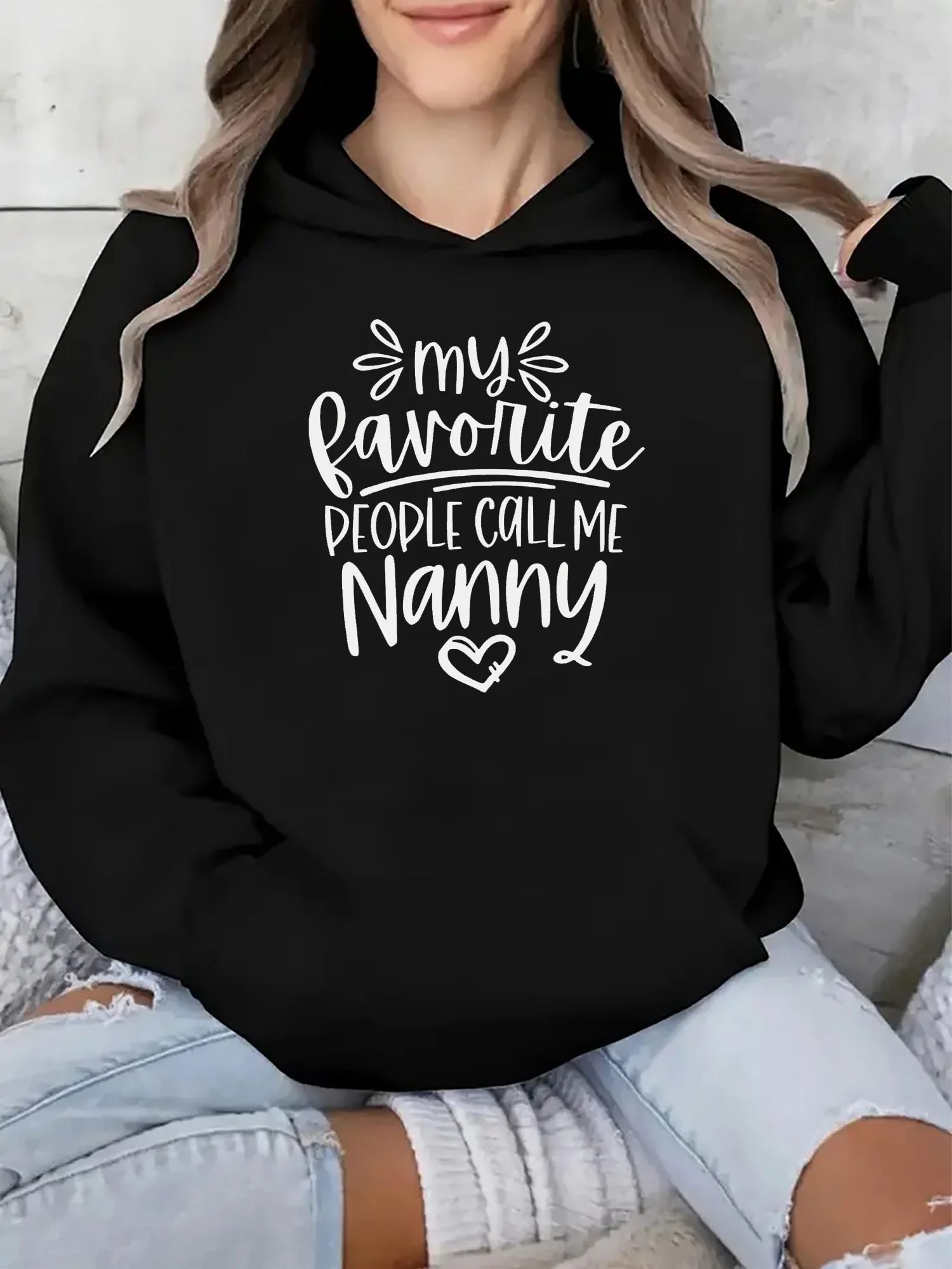"My Favorite Person Calls Me Nanny" Letter-Printed Hooded Sweatshirt - Comfortable Long-Sleeved Sport Shirt with Pockets
"My Favorite Person Calls Me Nanny" Letter-Printed Hooded Sweatshirt - Comfortable Long-Sleeved Sport Shirt with Pockets