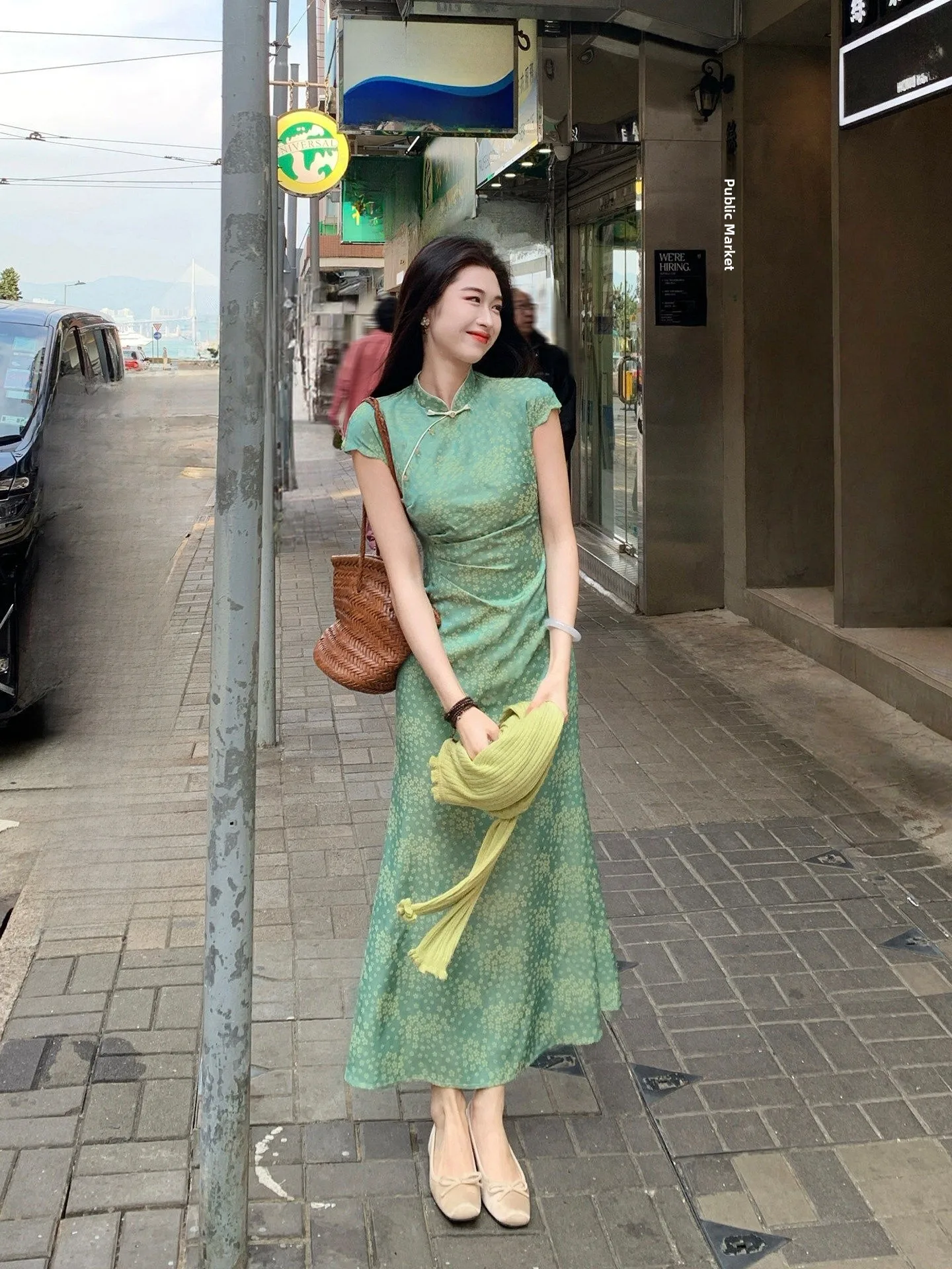 Lingshi Zhihe New Chinese Style Green Satin Improved Women's Spring Summer Floral Print Stand Collar Dress
Lingshi Zhihe New Chinese Style Green Satin Improved Women's Spring Summer Floral Print Stand Collar Dress