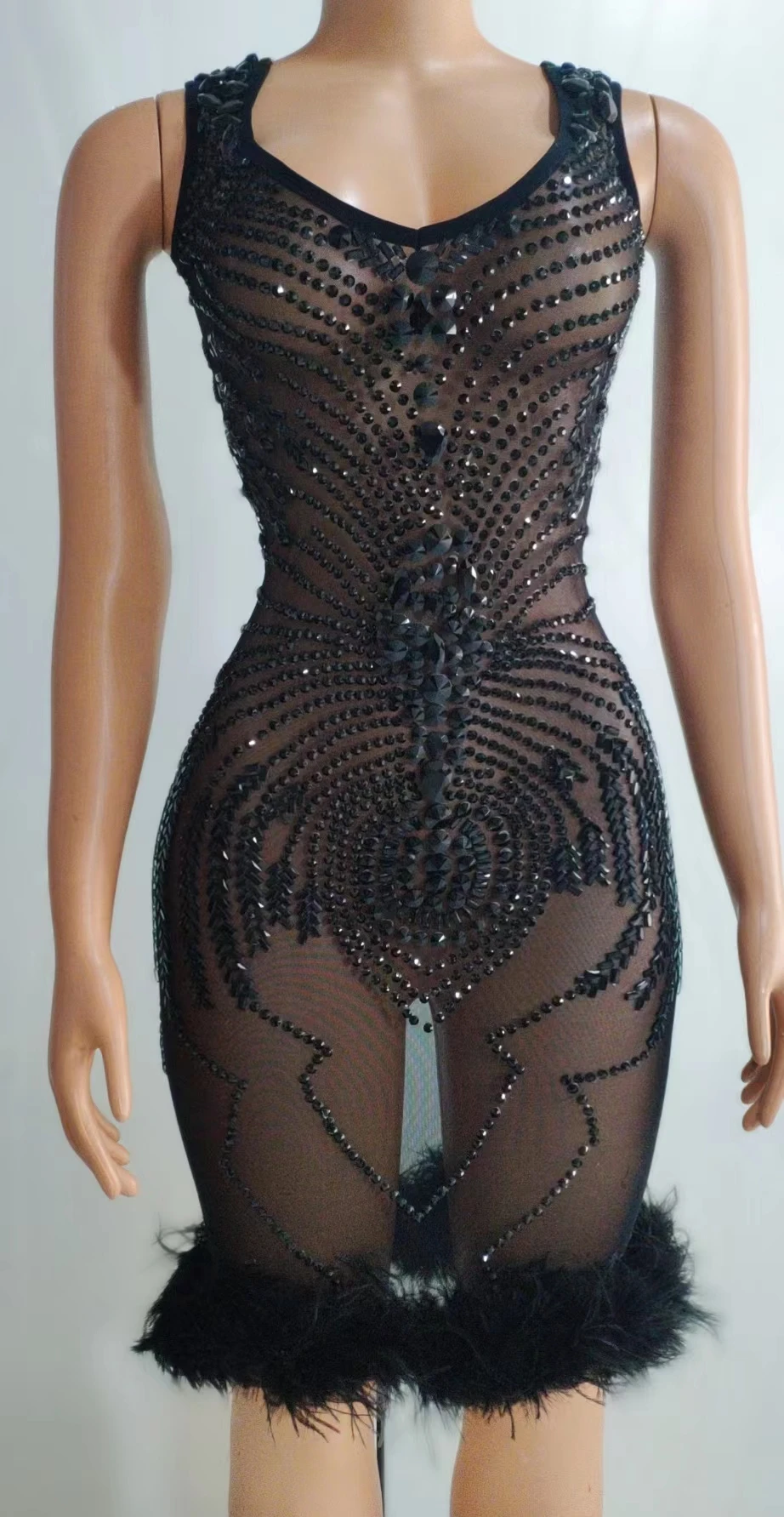 Women's Song DJ Hosts Gogo Skin Color GauzeBag Buttocks Full Diamond One-Piece EveningDress Feather Performance Women A025
Women's Song DJ Hosts Gogo Skin Color GauzeBag Buttocks Full Diamond One-Piece EveningDress Feather Performance Women A025