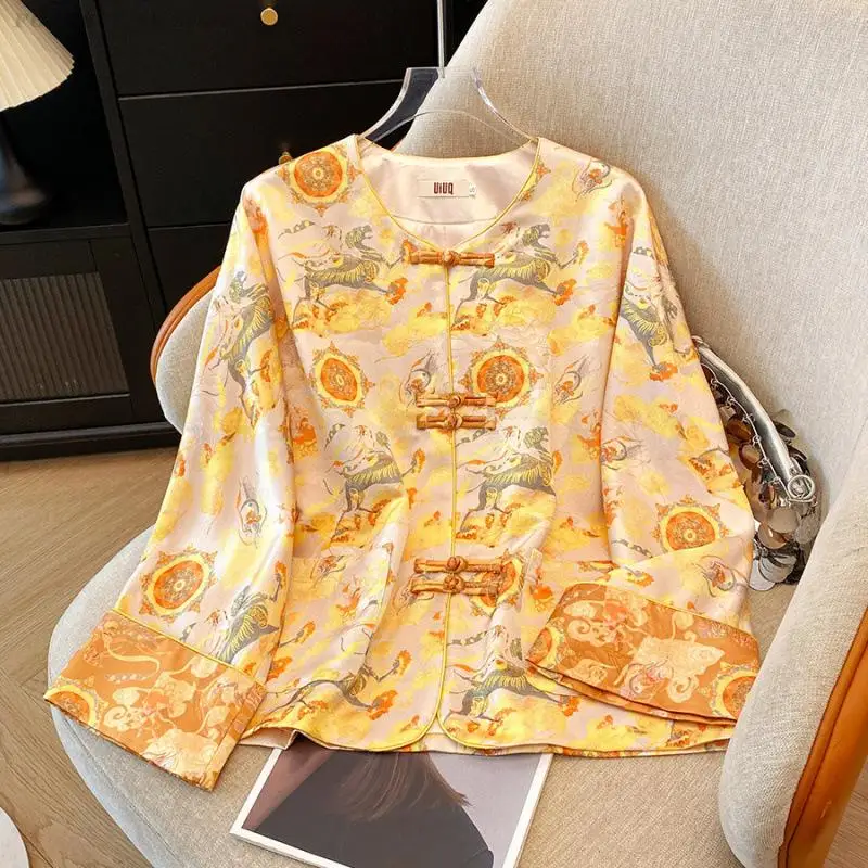 New Chinese Style Jacquard Tang Suit Top Jacket Oriental Retro Buckle Coat 2026 Spring Autumn New Elegant Traditional Outerwear
New Chinese Style Jacquard Tang Suit Top Jacket Oriental Retro Buckle Coat 2026 Spring Autumn New Elegant Traditional Outerwear