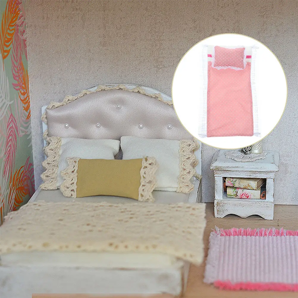 2Sets Dollhouse Bedding Kit Pink Miniature Quilt Sheet Soft for Dollhouse Bedroom Quilt
2Sets Dollhouse Bedding Kit Pink Miniature Quilt Sheet Soft for Dollhouse Bedroom Quilt