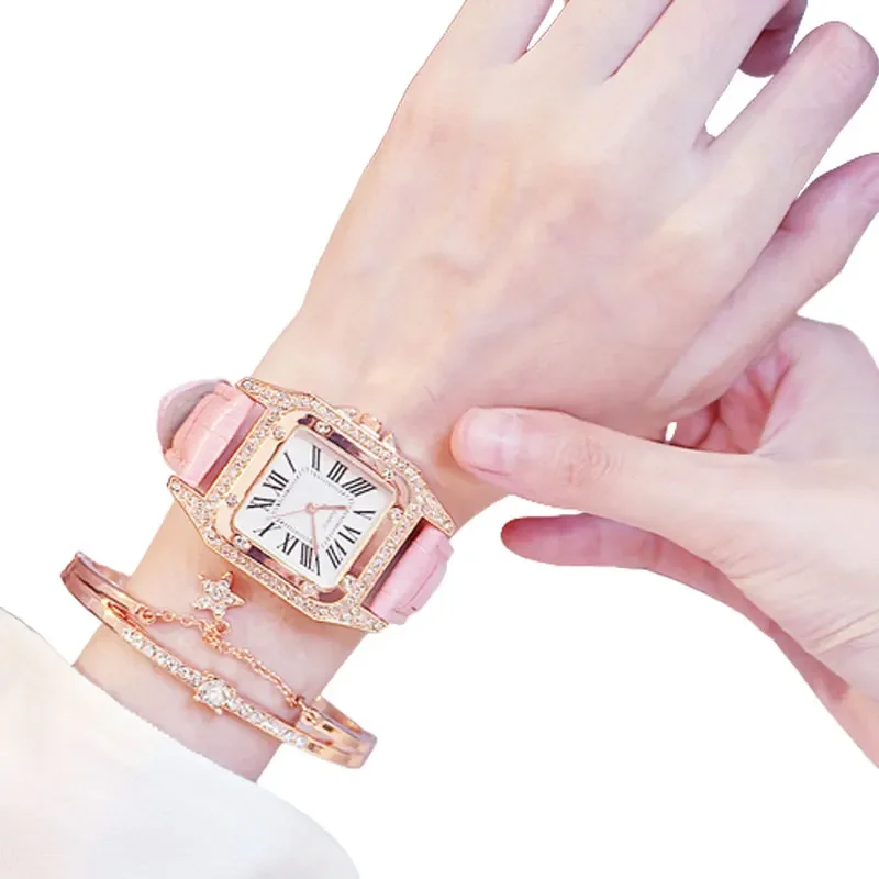 Starry Square Dial Bracelet Watches Set Women Rhinestone Watch Ladies Leather Band Quartz Wristwatch Female Clock Women Watches
Starry Square Dial Bracelet Watches Set Women Rhinestone Watch Ladies Leather Band Quartz Wristwatch Female Clock Women Watches