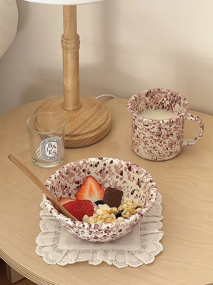 Lao Ma Korean Style Ins Splashed Ink Enamel Camping Water Cup Oatmeal Bowl Fruit Yogurt Bowl Mugs Retro Single Ear Handle
Lao Ma Korean Style Ins Splashed Ink Enamel Camping Water Cup Oatmeal Bowl Fruit Yogurt Bowl Mugs Retro Single Ear Handle