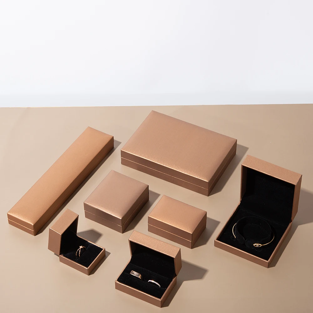 Gold Paper Jewelry Box for Propose Engagement Wedding Ring Pendant Bracelet Necklace Display Case Jewellery Storage Gift Box
Gold Paper Jewelry Box for Propose Engagement Wedding Ring Pendant Bracelet Necklace Display Case Jewellery Storage Gift Box
