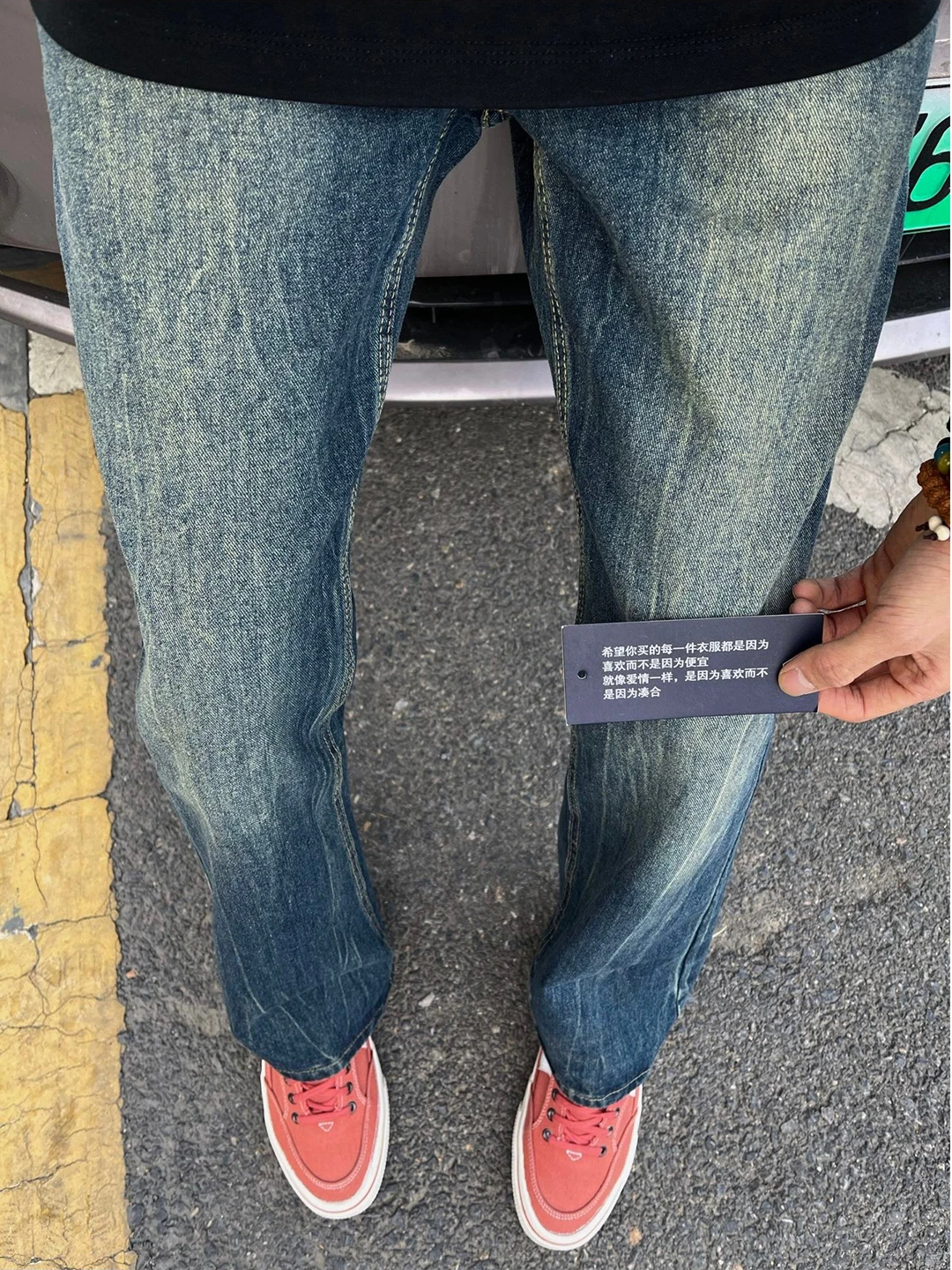 Retro American Blue Straight Leg Fleece Lined Men's Jeans High Street Slim Fit Micro Flared Pants Casual Wear for Teens
Retro American Blue Straight Leg Fleece Lined Men's Jeans High Street Slim Fit Micro Flared Pants Casual Wear for Teens