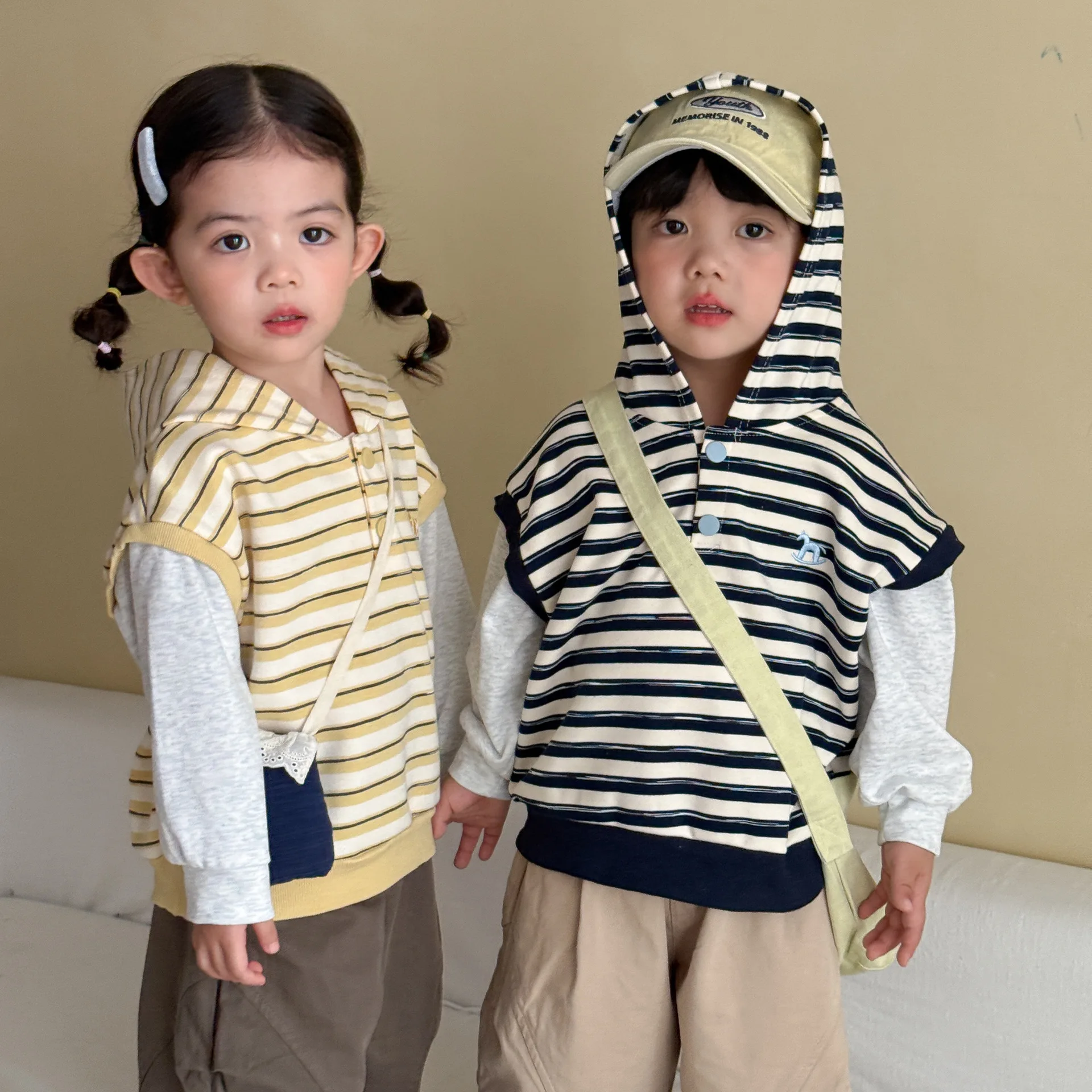 2026 Autumn New Children Long Sleeve Hooded Sweatshirt Cotton Girls Splicing Striped Tops Boys Casual Hoodie Kids Clothes
2026 Autumn New Children Long Sleeve Hooded Sweatshirt Cotton Girls Splicing Striped Tops Boys Casual Hoodie Kids Clothes