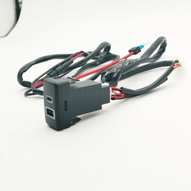 Red LED Car Dual QC3.0 USB Charger Fast Charger Type-C PD Charger Interface Socket Fit for Toyota Old FJ Cruiser Prado LC120
Red LED Car Dual QC3.0 USB Charger Fast Charger Type-C PD Charger Interface Socket Fit for Toyota Old FJ Cruiser Prado LC120