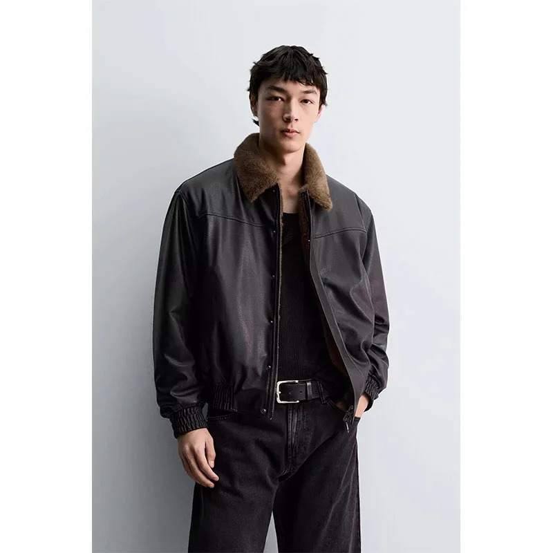 Двусторонняя кожаная куртка для мужчин с отложным воротником, зимняя новинка, модная теплая молодежная куртка на молнии
Двусторонняя кожаная куртка для мужчин с отложным воротником, зимняя новинка, модная теплая молодежная куртка на молнии