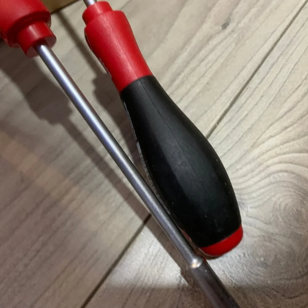 1 шт. 5,5*125 мм инструмент для ремонта копировального аппарата, торцевая отвертка, специализируется для Xerox с сильным магнитом
1 шт. 5,5*125 мм инструмент для ремонта копировального аппарата, торцевая отвертка, специализируется для Xerox с сильным магнитом