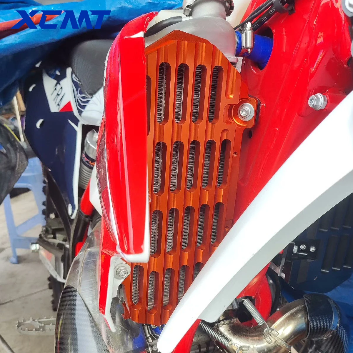 Для GASGAS GAS EC250 EC300 EX250 MC EC EX 250 300 350F 450F 2023 2022 2024 Защитная крышка решетки радиатора мотоцикла
Для GASGAS GAS EC250 EC300 EX250 MC EC EX 250 300 350F 450F 2023 2022 2024 Защитная крышка решетки радиатора мотоцикла