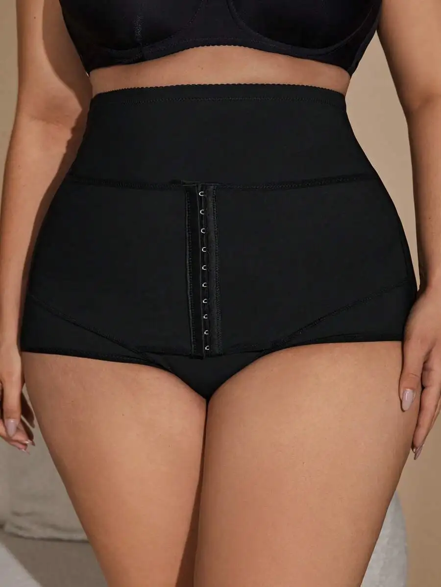 Plus Size High-Waist Shapewear Briefs With Front Hook-And-Eye Closure And Super Stretch Fabric
Plus Size High-Waist Shapewear Briefs With Front Hook-And-Eye Closure And Super Stretch Fabric