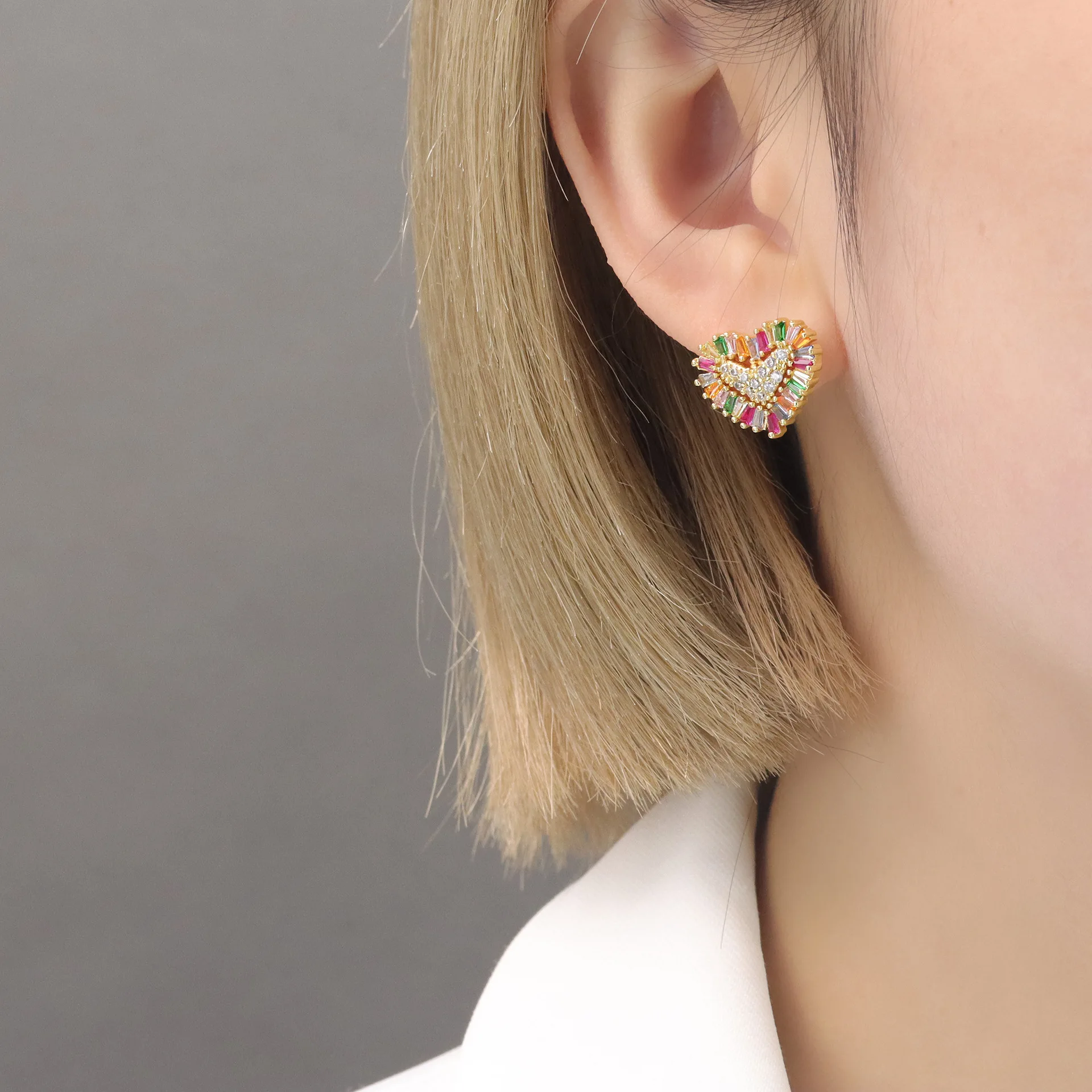New Office Style Mix & Match 5A Cubic Zircon Heart Brass Gold Plated Earrings Annual Holiday Gift
New Office Style Mix & Match 5A Cubic Zircon Heart Brass Gold Plated Earrings Annual Holiday Gift