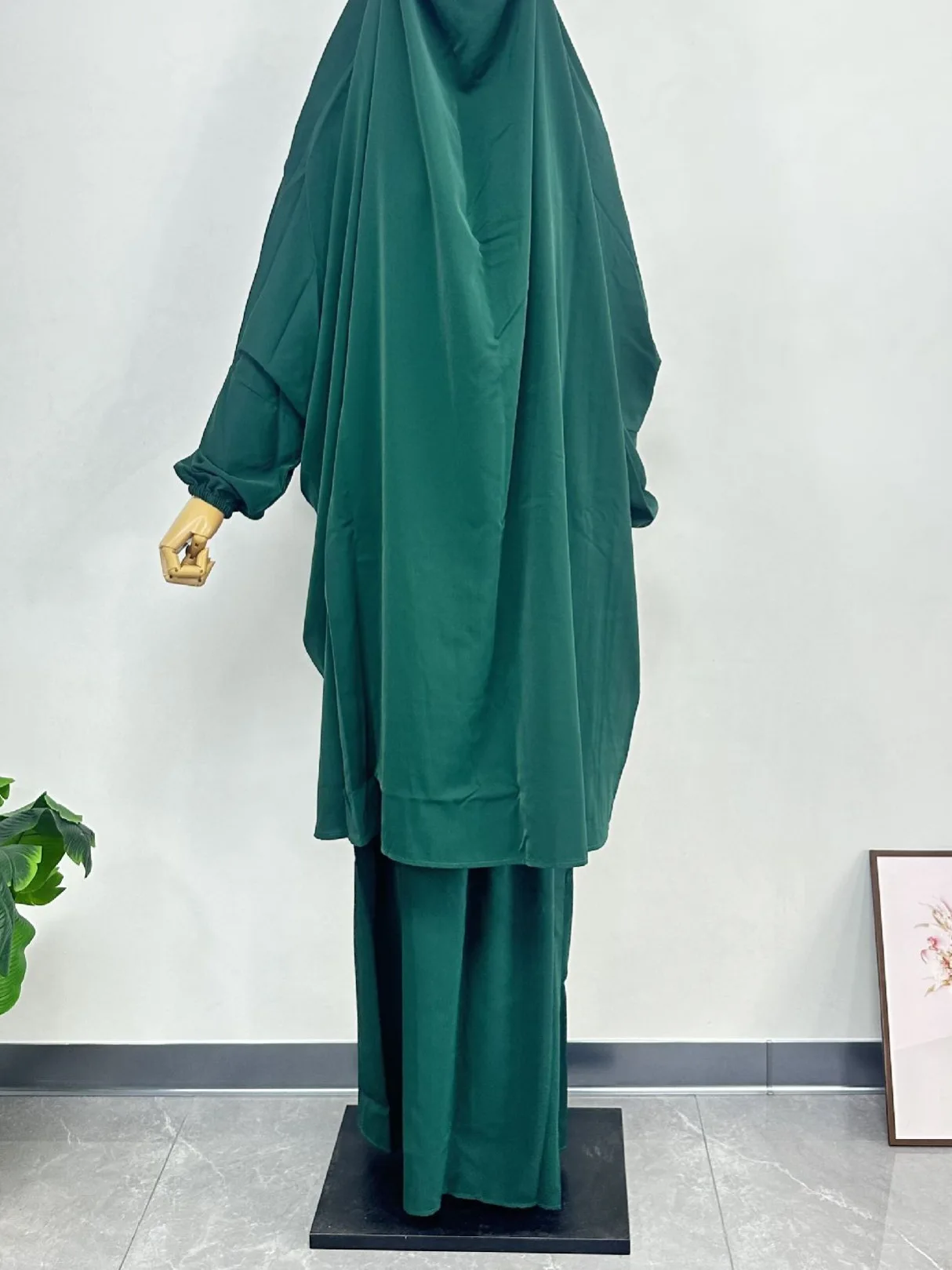 2pcs Muslim Women Prayer Dress Sets Skirt Hooded Khimar Jalabiya Hijab Abaya Turkey Kaftan Eid Djellaba Islam Clothing Robe Gown
2pcs Muslim Women Prayer Dress Sets Skirt Hooded Khimar Jalabiya Hijab Abaya Turkey Kaftan Eid Djellaba Islam Clothing Robe Gown