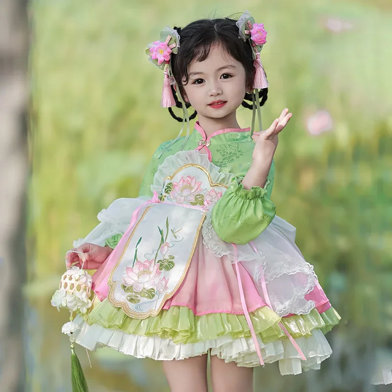 2025 Girls Chinese Lotus Hanfu Princess Lolita Autumn and Winter Baby Western Style Children Super Fairy Skirt Dress
2025 Girls Chinese Lotus Hanfu Princess Lolita Autumn and Winter Baby Western Style Children Super Fairy Skirt Dress