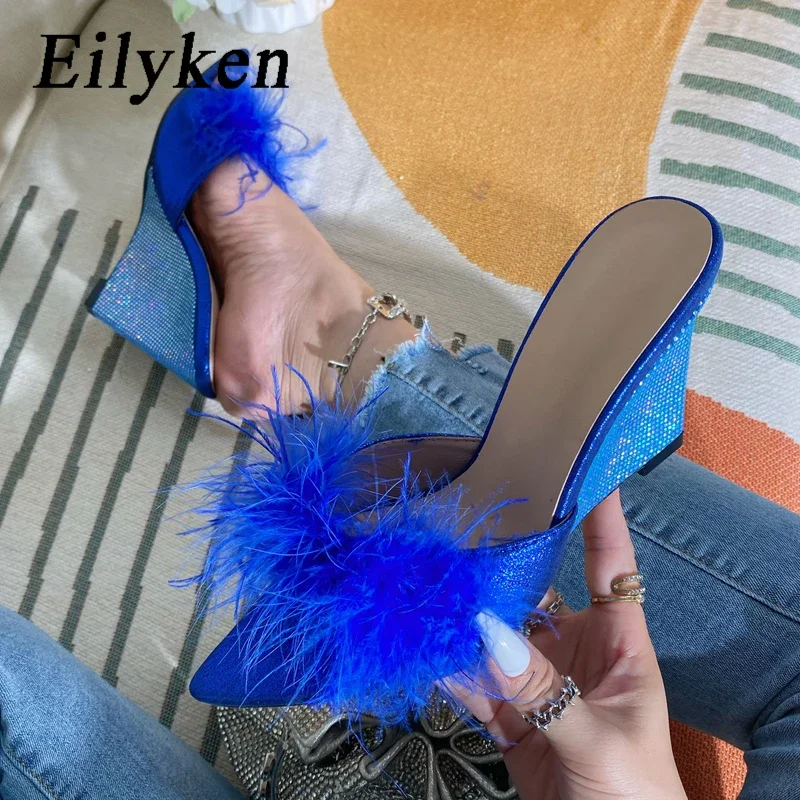 Eilyken/летние шлепанцы на танкетке с перьями и мехом, женские шлепанцы с острым носком, женские туфли-лодочки, сандалии Zapatillas De Mujer
Eilyken/летние шлепанцы на танкетке с перьями и мехом, женские шлепанцы с острым носком, женские туфли-лодочки, сандалии Zapatillas De Mujer