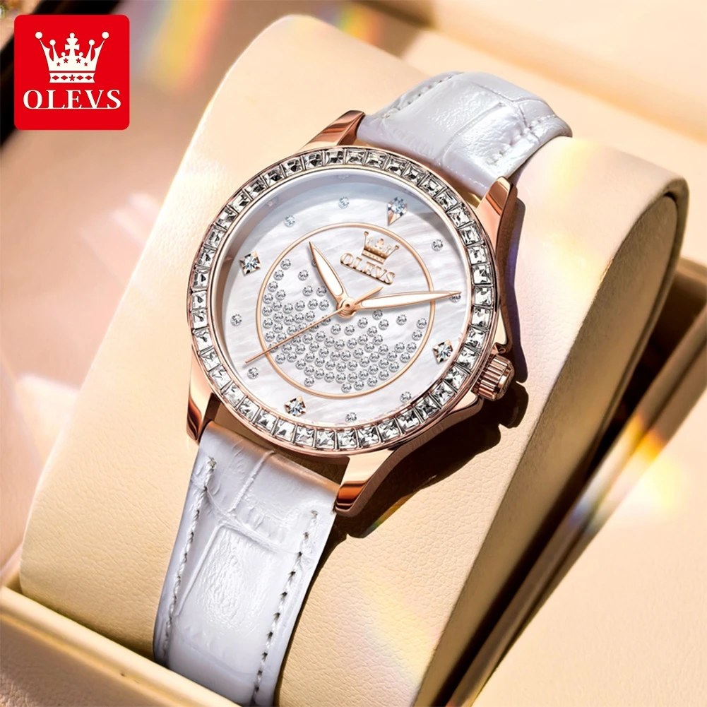 Часы OLEVS для женщин, модный кожаный ремешок с бриллиантовым ободом, роскошные оригинальные кварцевые женские часы, водонепроницаемые женские часы 3715
Часы OLEVS для женщин, модный кожаный ремешок с бриллиантовым ободом, роскошные оригинальные кварцевые женские часы, водонепроницаемые женские часы 3715