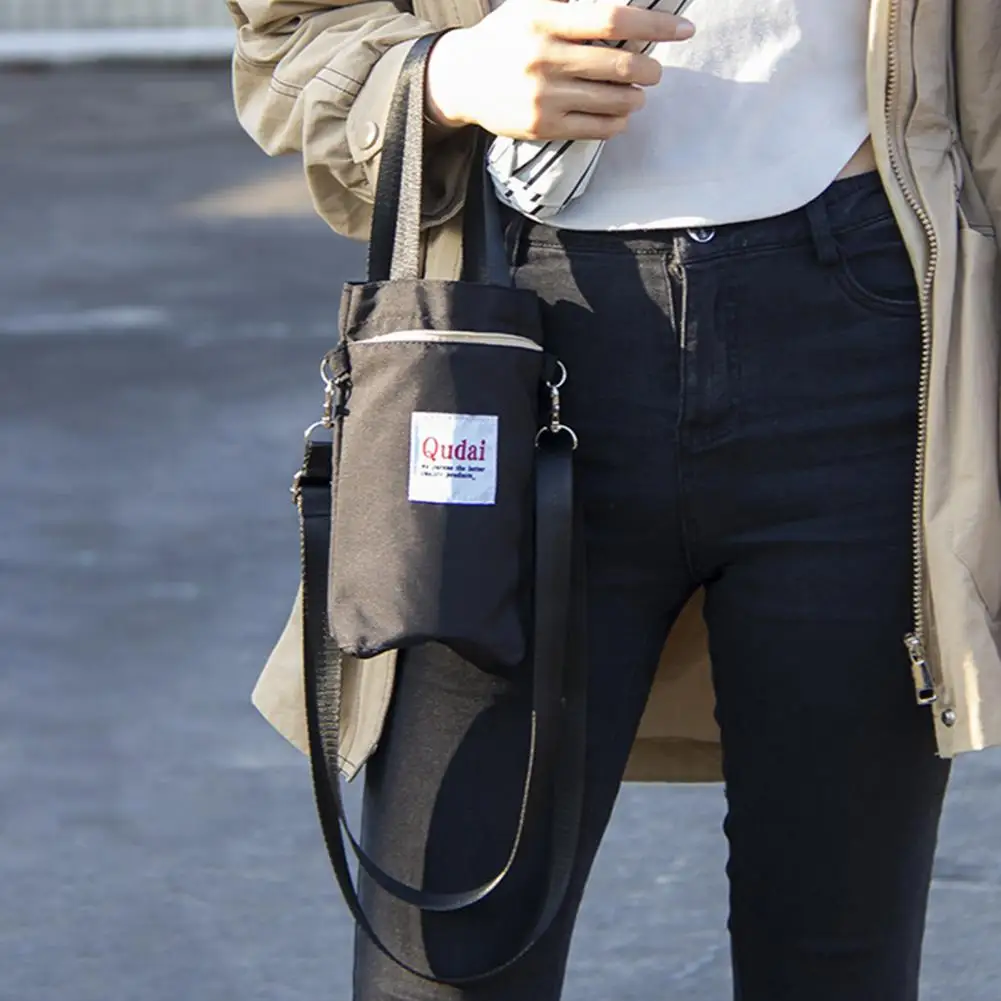 Trendy Beverage Accessory Pouch Insulated Water Bottle Carrier Bag with Crossbody Strap for Walking for On-the-go for Outdoor
Trendy Beverage Accessory Pouch Insulated Water Bottle Carrier Bag with Crossbody Strap for Walking for On-the-go for Outdoor