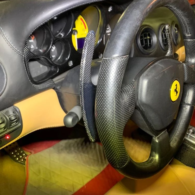 Для переключателя переключения передач Ferrari 360 из углеродного волокна
Для переключателя переключения передач Ferrari 360 из углеродного волокна