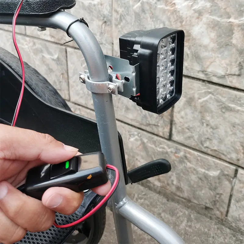 Electric wheelchair accessories lights night flashlights
Electric wheelchair accessories lights night flashlights