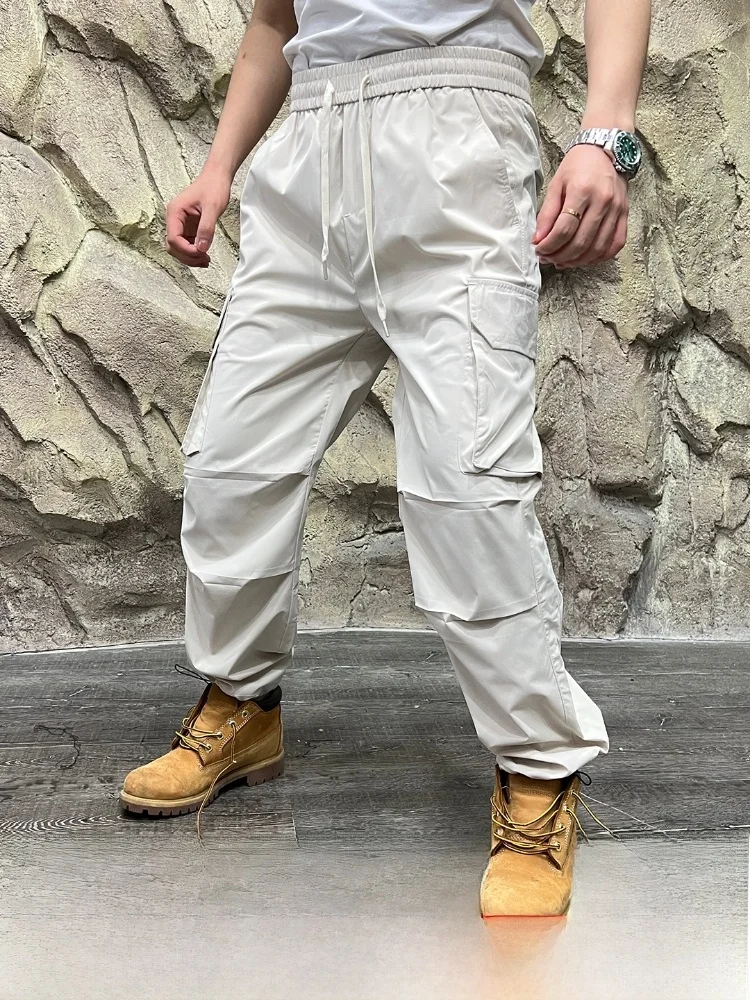 Легкие повседневные брюки Qui Dry с 3D на заказ для мужчин с несколькими цветами, прямые брюки, повседневные деловые брюки из полиэфирного волокна
Легкие повседневные брюки Qui Dry с 3D на заказ для мужчин с несколькими цветами, прямые брюки, повседневные деловые брюки из полиэфирного волокна