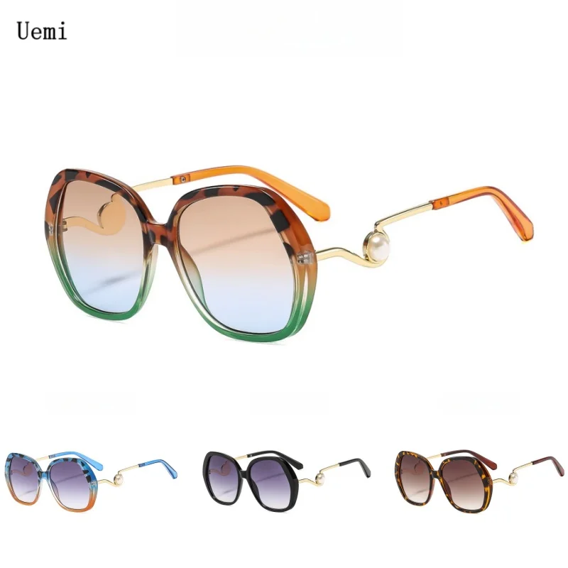 2PCS New Fashion Female Large Frame sunglasses For Women Men Luxury Pearl Decoration Metal Design Shades UV400 Sun G
2PCS New Fashion Female Large Frame sunglasses For Women Men Luxury Pearl Decoration Metal Design Shades UV400 Sun G