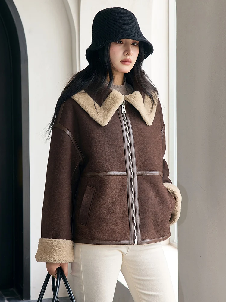 High-end Luxury Merino Sheep Fur Winter Jackets for Women Simple Navy Neck Design Short Genuine Leather Real Lamb Fur Suede Coat
High-end Luxury Merino Sheep Fur Winter Jackets for Women Simple Navy Neck Design Short Genuine Leather Real Lamb Fur Suede Coat