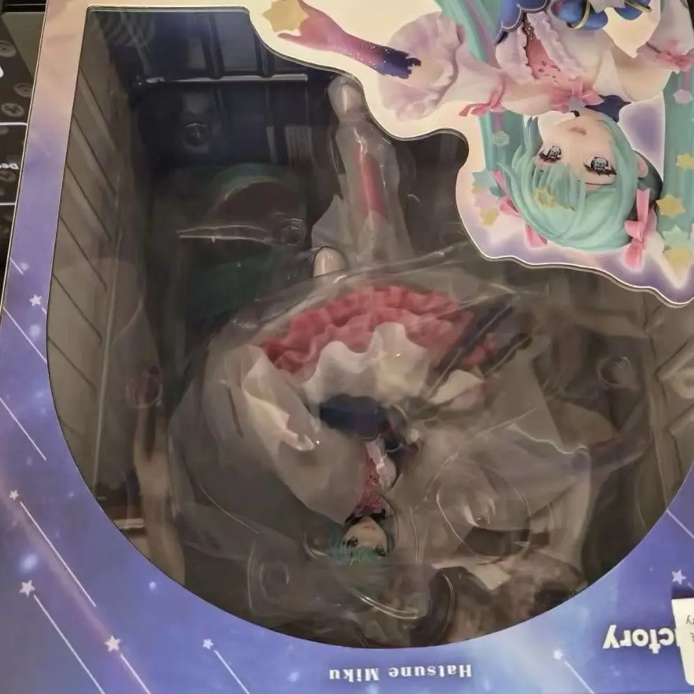 DMM Factory Creator's Collection Figure Piapro Miku Rosuuri Version 1/7 Scale Anime Figure
DMM Factory Creator's Collection Figure Piapro Miku Rosuuri Version 1/7 Scale Anime Figure