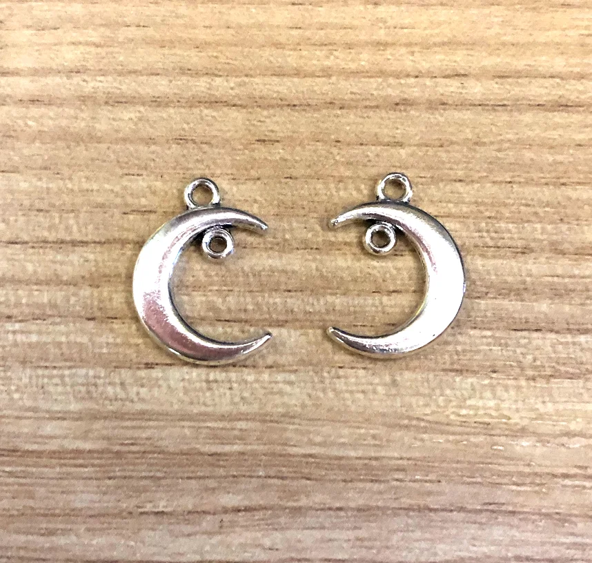 20pcs 19*13mm handmade accessories Alloy metal moon shaped connector HW2782
20pcs 19*13mm handmade accessories Alloy metal moon shaped connector HW2782