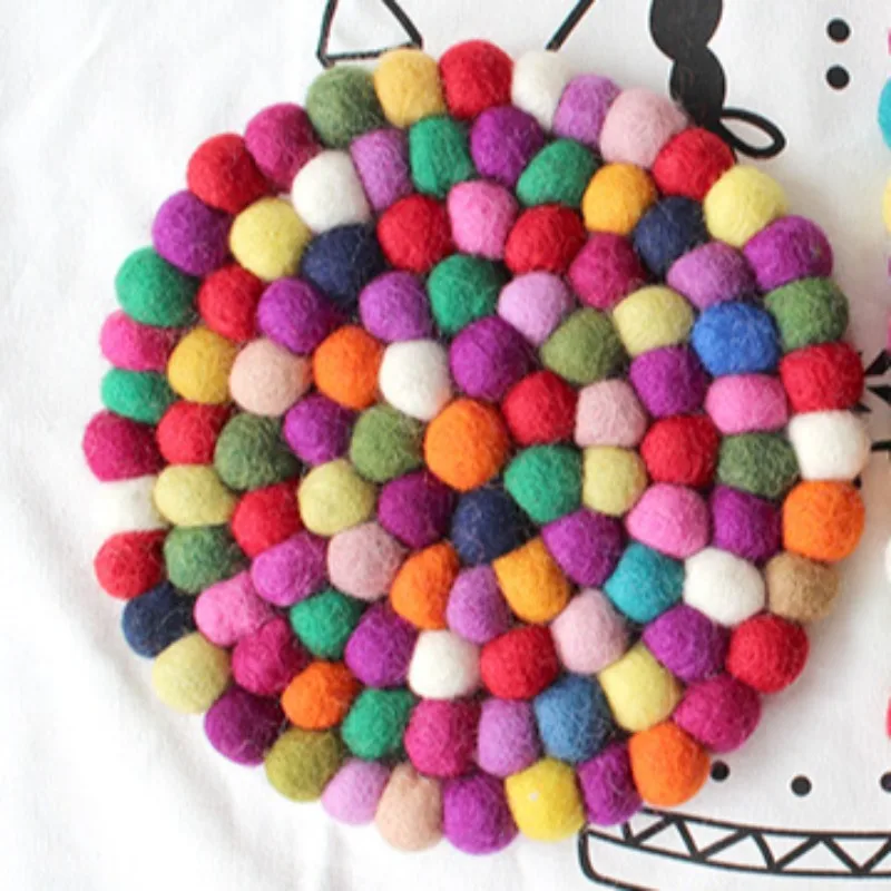 Wool Felt Coaster Thermal Insulation Pads Creative Handmade DIY Mats Quadrate Roundness Household Table Decoration Accessories
Wool Felt Coaster Thermal Insulation Pads Creative Handmade DIY Mats Quadrate Roundness Household Table Decoration Accessories