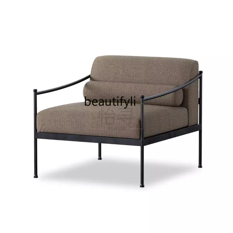Nordic light luxury leisure chair designer modern simple metal single chair cafe model room reception negotiation chair
Nordic light luxury leisure chair designer modern simple metal single chair cafe model room reception negotiation chair