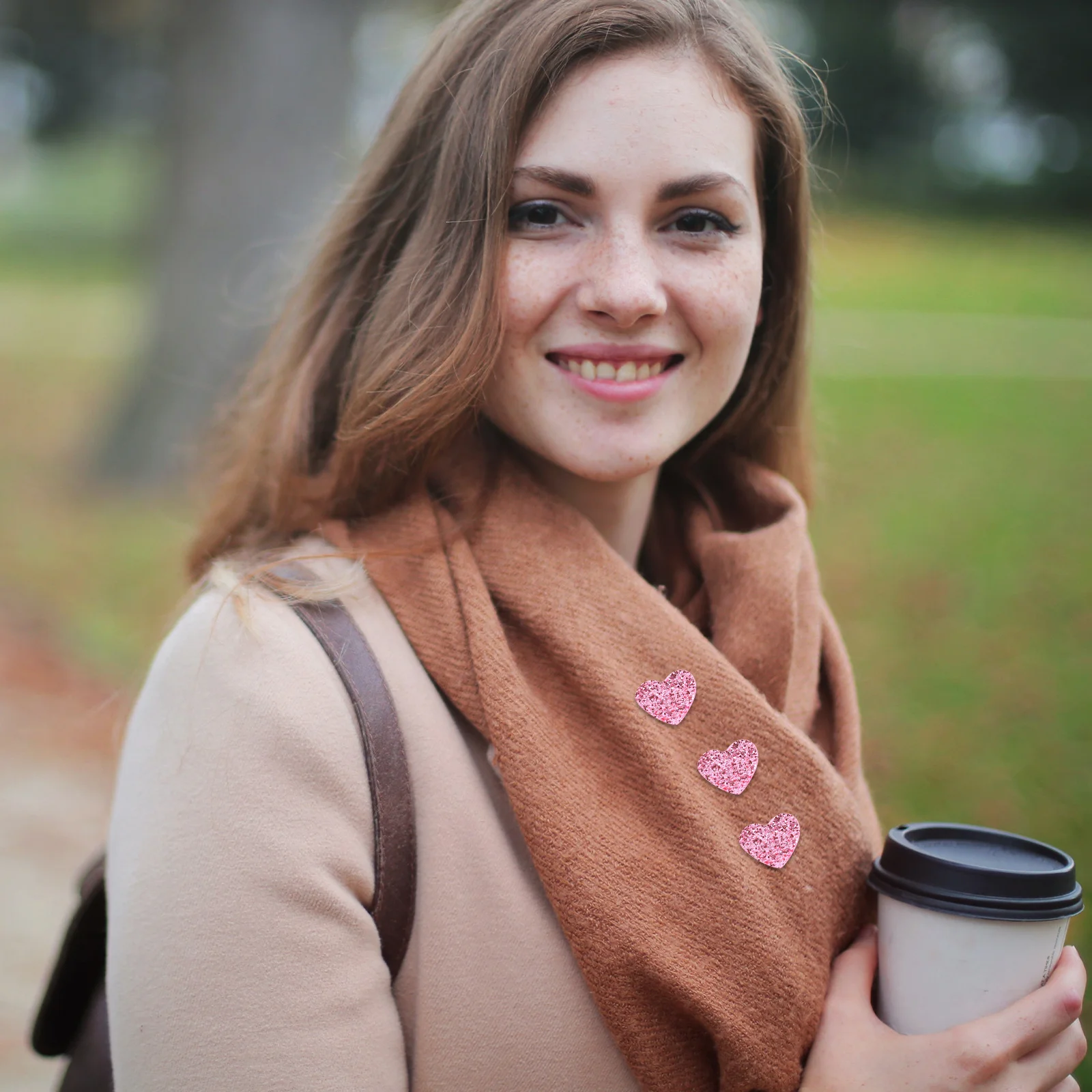 200Pcs Love Shaped Sequin Patches Decorative DIY Supplies Perfect for Jewelry Crafts Shoes Clothes Fashionable Patch Adornments
200Pcs Love Shaped Sequin Patches Decorative DIY Supplies Perfect for Jewelry Crafts Shoes Clothes Fashionable Patch Adornments