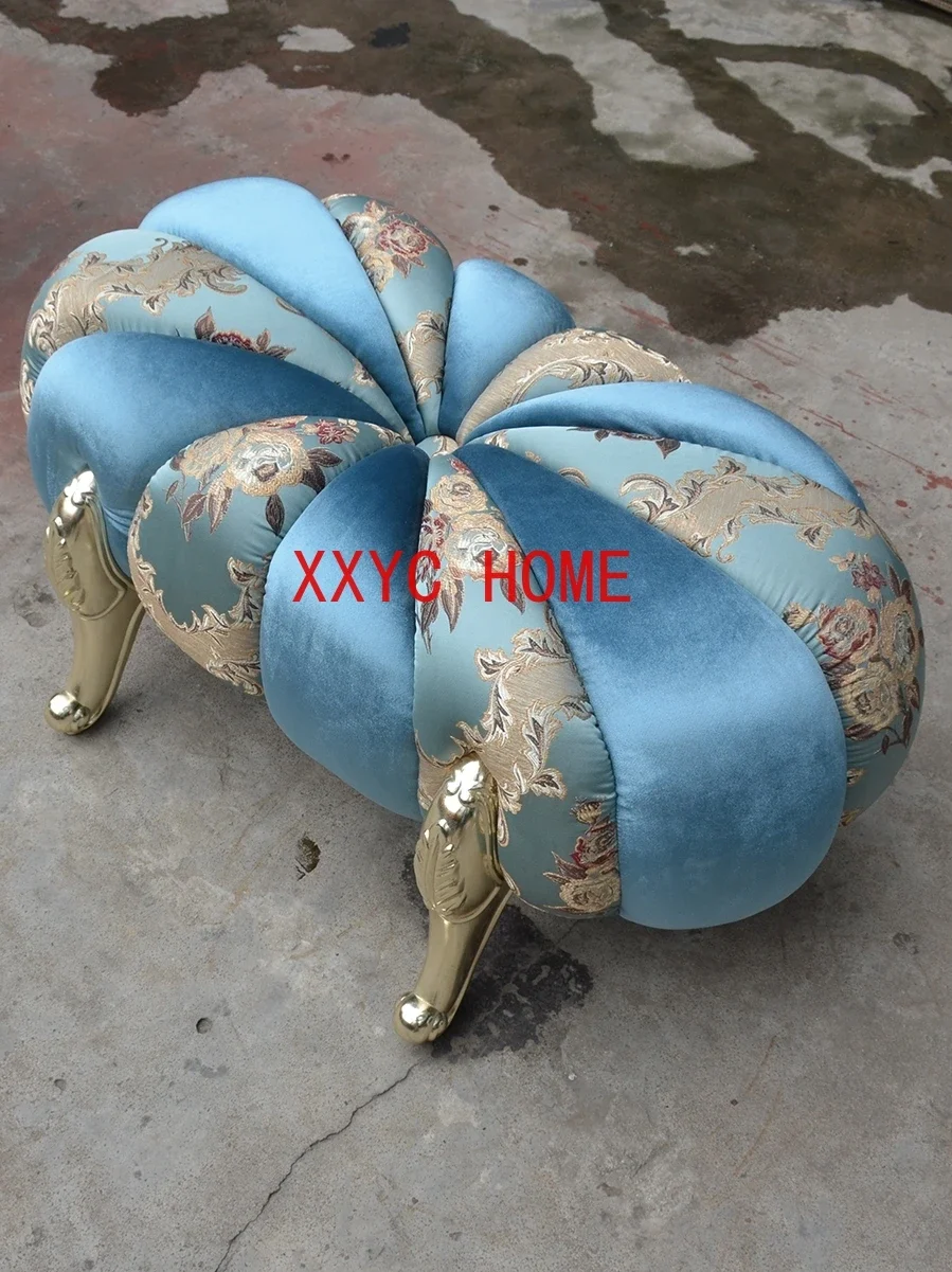 Light Luxury European Style Pumpkin Stool Fabric Footstool Single Entrance Shoe Changing Stool
Light Luxury European Style Pumpkin Stool Fabric Footstool Single Entrance Shoe Changing Stool