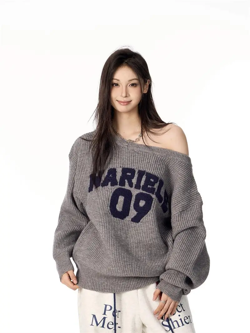 Laid-back Style American Retro Diagonal Shoulder Sweater Women Loose Short Knitted Shirt Trendy Autumn New Arrival
Laid-back Style American Retro Diagonal Shoulder Sweater Women Loose Short Knitted Shirt Trendy Autumn New Arrival