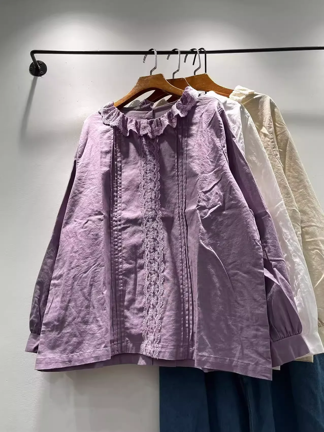 Autumn Mori kei fashion purple white beige lace embroider shirts long sleeve blouses for women Japanese sweet lolita shirts
Autumn Mori kei fashion purple white beige lace embroider shirts long sleeve blouses for women Japanese sweet lolita shirts