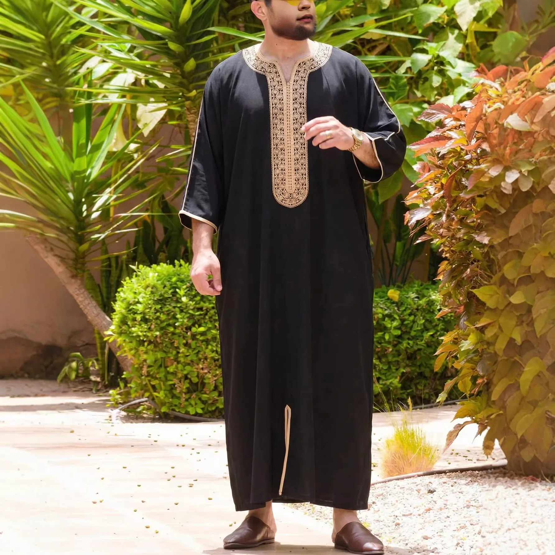 2026 Spring New Men's Loose Luxurious Embroidered Long-sleeve Ethnic Clothing With Three-quarter Sleeves Islam Elegant
2026 Spring New Men's Loose Luxurious Embroidered Long-sleeve Ethnic Clothing With Three-quarter Sleeves Islam Elegant