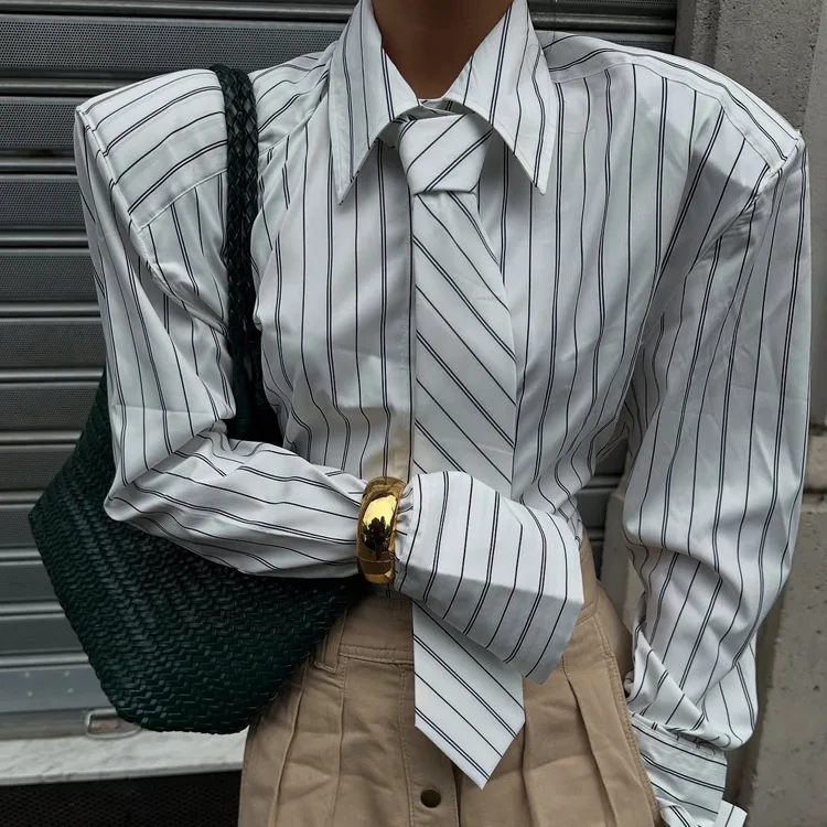 High-End Commuter Style Striped Shirt For Women, 2026 New Model, Turn-Down Collar, Long Sleeve, Cardigan With Tie, Blouse
High-End Commuter Style Striped Shirt For Women, 2026 New Model, Turn-Down Collar, Long Sleeve, Cardigan With Tie, Blouse