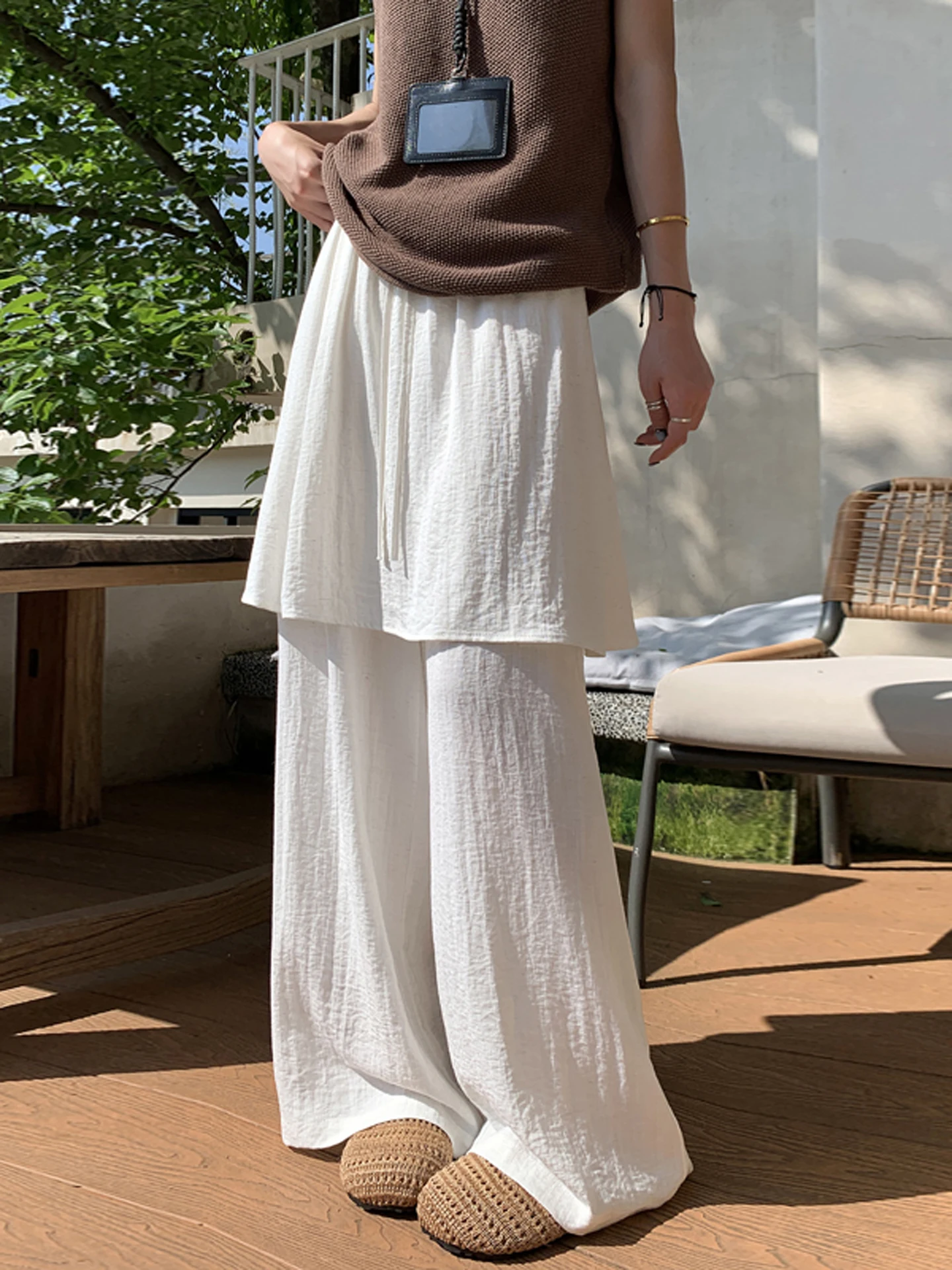 Women's High Waist Wide Leg Pants Ice Silk Cotton Linen Thin Summer Loose Drapey Floor Length Trouser Skirt Korean Style Stra...
Women's High Waist Wide Leg Pants Ice Silk Cotton Linen Thin Summer Loose Drapey Floor Length Trouser Skirt Korean Style Stra...