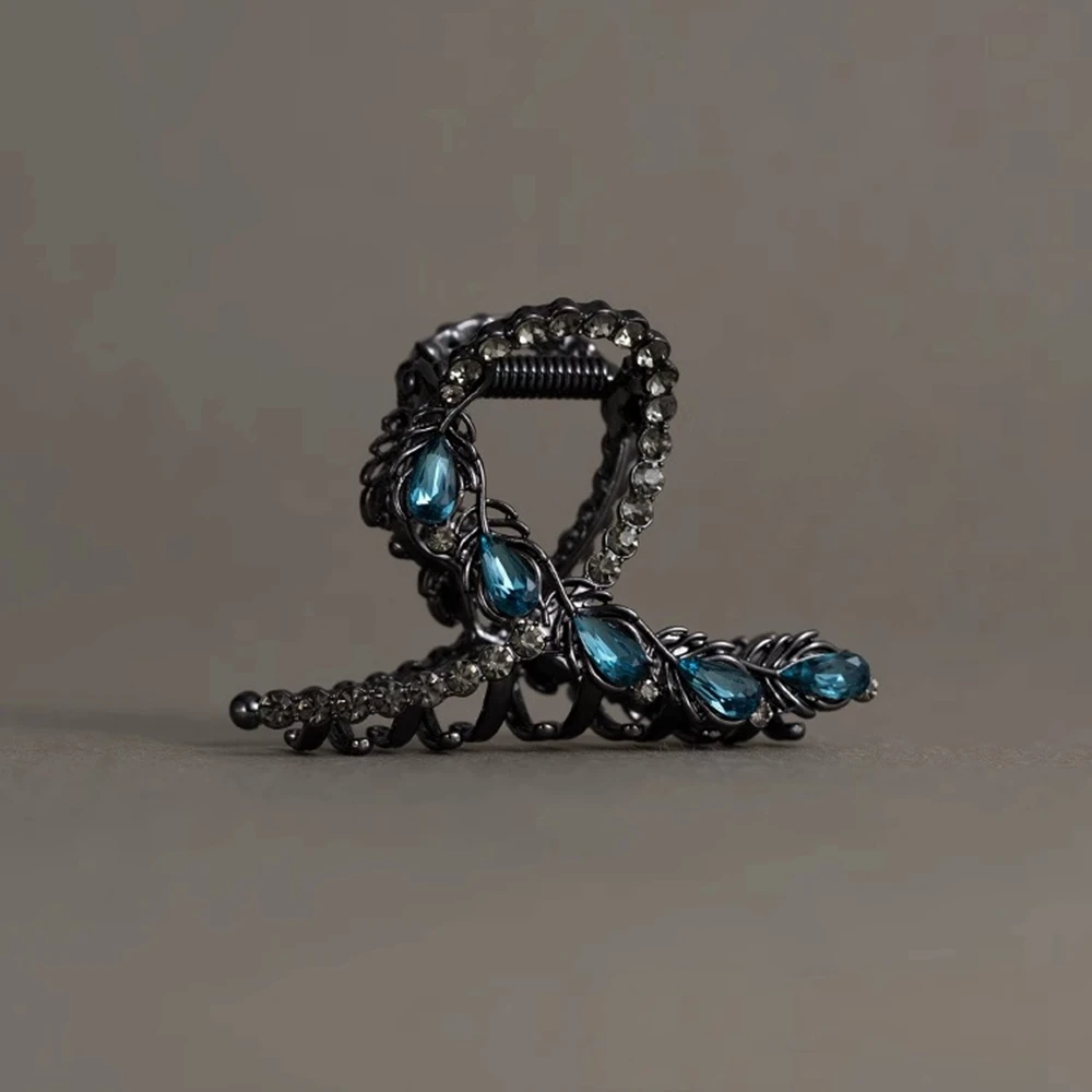 Temperament Rhinestone Hair Claws Geometric Hairpins Simple Back Head Half Tied Hair Clips Elegance Women Headwear
Temperament Rhinestone Hair Claws Geometric Hairpins Simple Back Head Half Tied Hair Clips Elegance Women Headwear