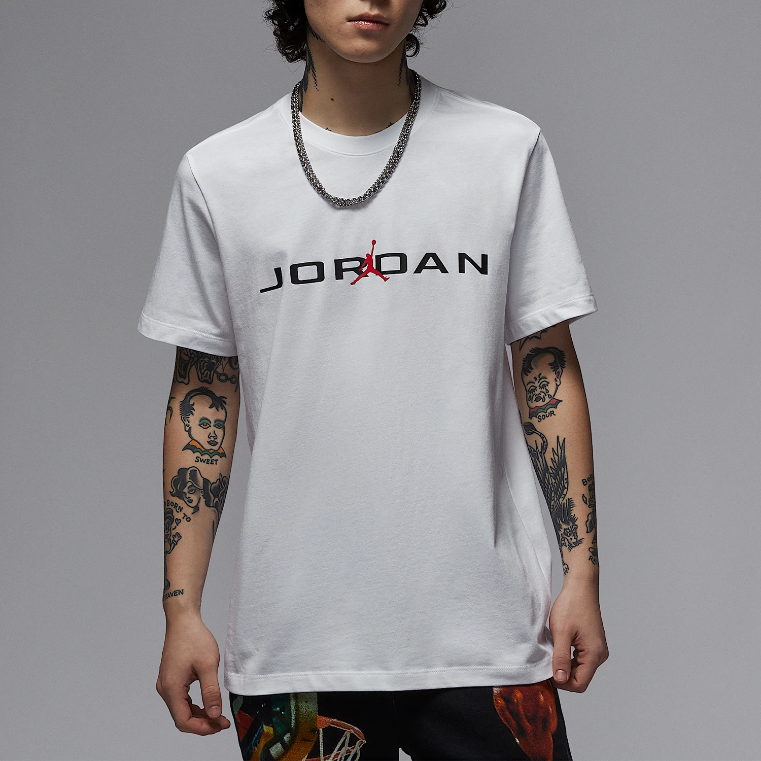 Nike Authentic JORDAN Men's Hooded Breathable Loose Durable Short Sleeve IB7354-101
Nike Authentic JORDAN Men's Hooded Breathable Loose Durable Short Sleeve IB7354-101