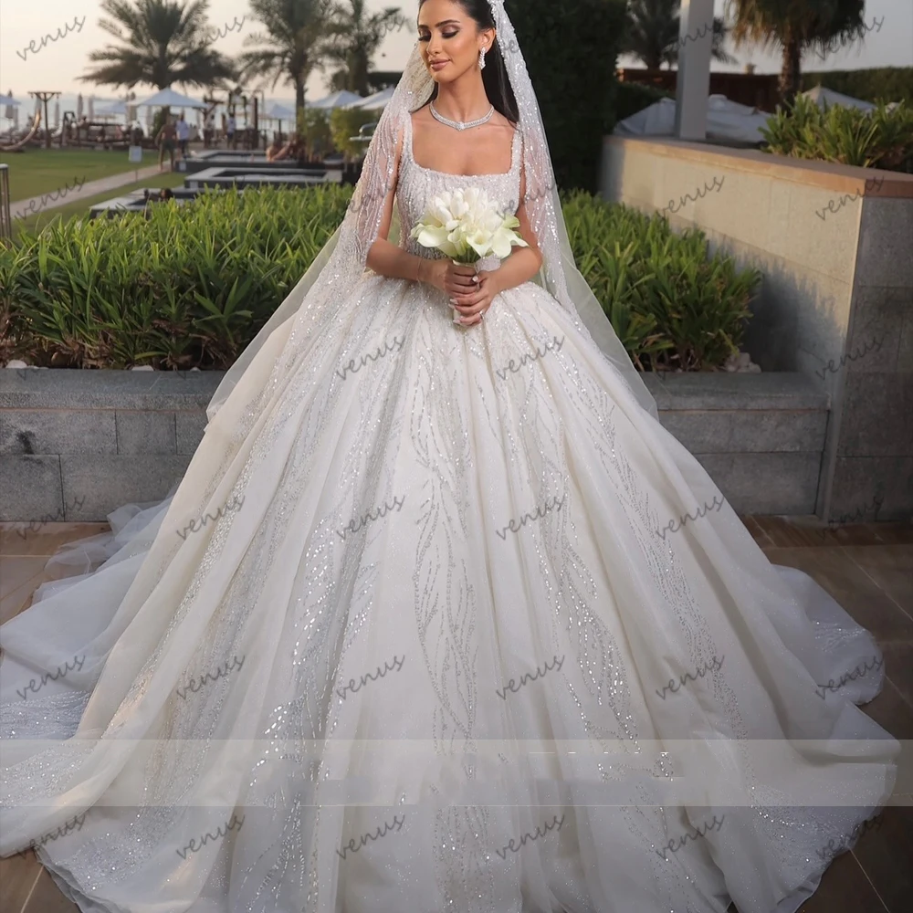 Glitter Wedding Dresses Gorgeous Bridal Gowns Sequin Sleeveless Backless Robes Glamorous Appliques Vestidos De Novia Customized
Glitter Wedding Dresses Gorgeous Bridal Gowns Sequin Sleeveless Backless Robes Glamorous Appliques Vestidos De Novia Customized